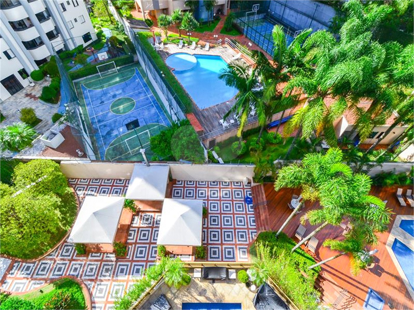 Apartamento à venda com 3 suítes em Vila Suzana, São Paulo, SP