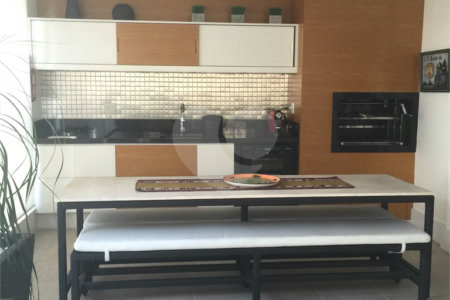 Apartamento à venda com 4 suítes em Vila Gertrudes, São Paulo, SP