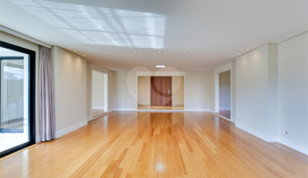 Apartamento para alugar com 4 suítes em Jardim Marajoara, São Paulo, SP