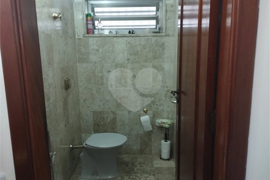Sobrado à venda com 4 quartos, sendo 1 suíte, em Tremembé, São Paulo, SP