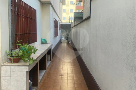 Sobrado à venda ou para alugar com 3 quartos, sendo 1 suíte, em Vila Carrão, São Paulo, SP