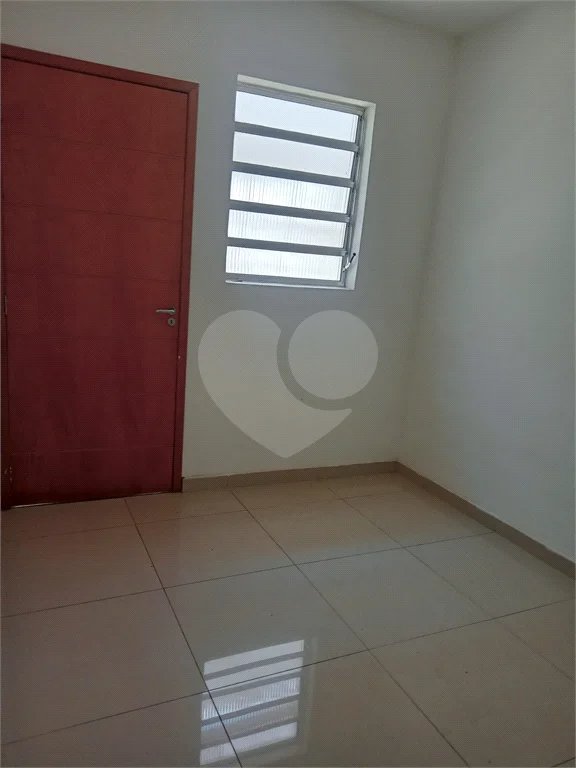 Sobrado à venda com 2 quartos em Tremembé, São Paulo, SP