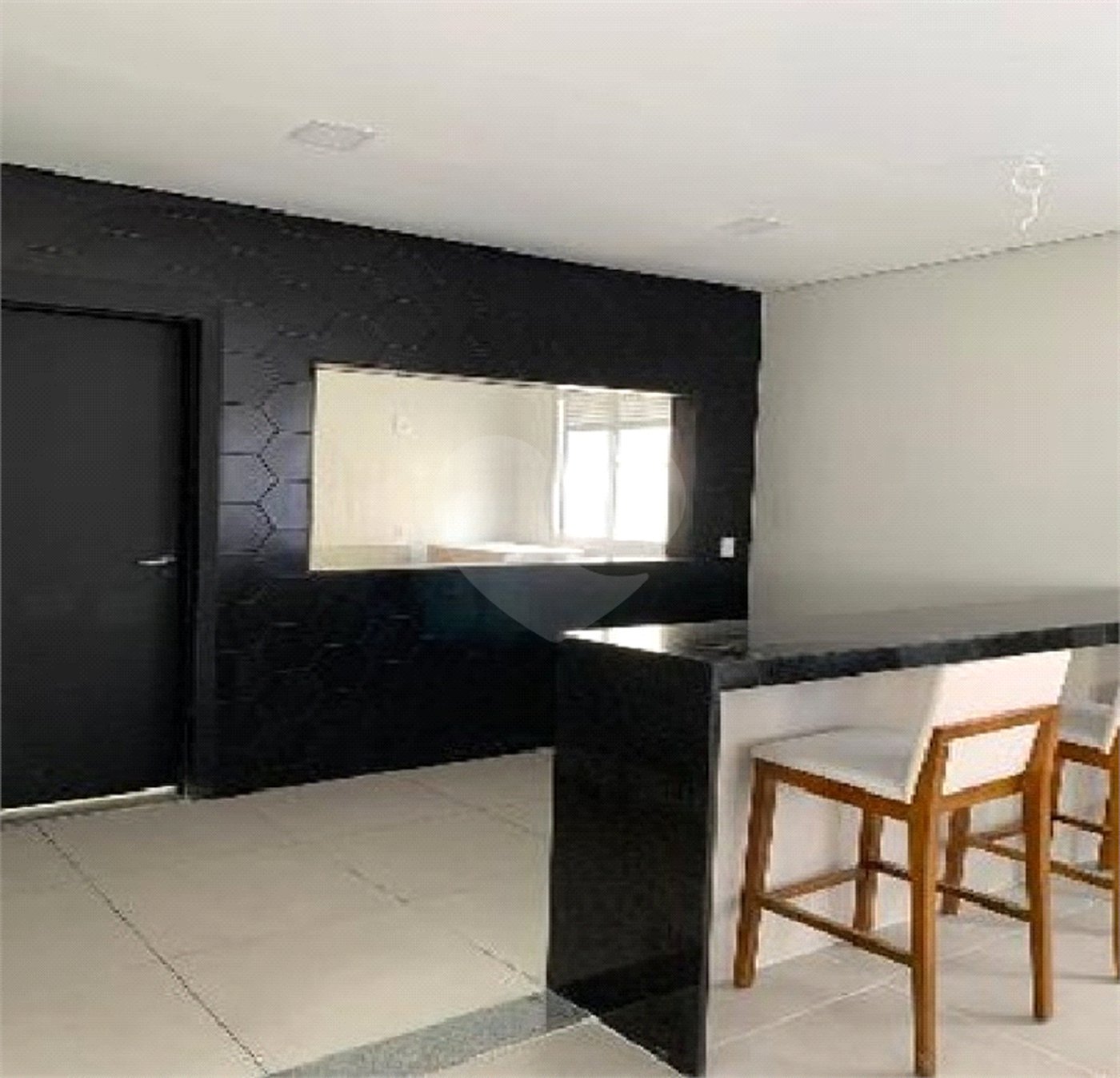 Apartamento à venda com 2 quartos em Vila Santo Antônio, Ferraz de Vasconcelos, SP