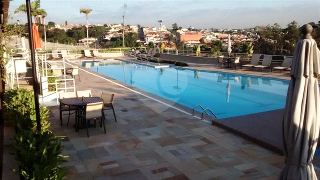 Casa à venda com 3 suítes no condomínio Residencial Central Parque, Salto - SP