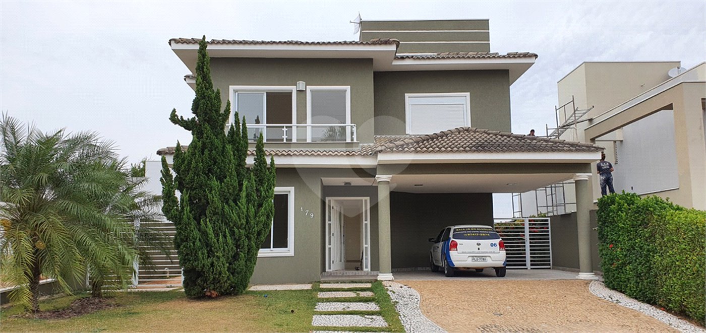 Casa à venda ou para alugar com 3 suítes no condomínio Jardim Vila Paradiso, Indaiatuba - SP