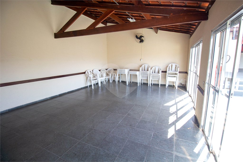 Apartamento à venda com 3 quartos, sendo 1 suíte, no Centro, São Roque, SP