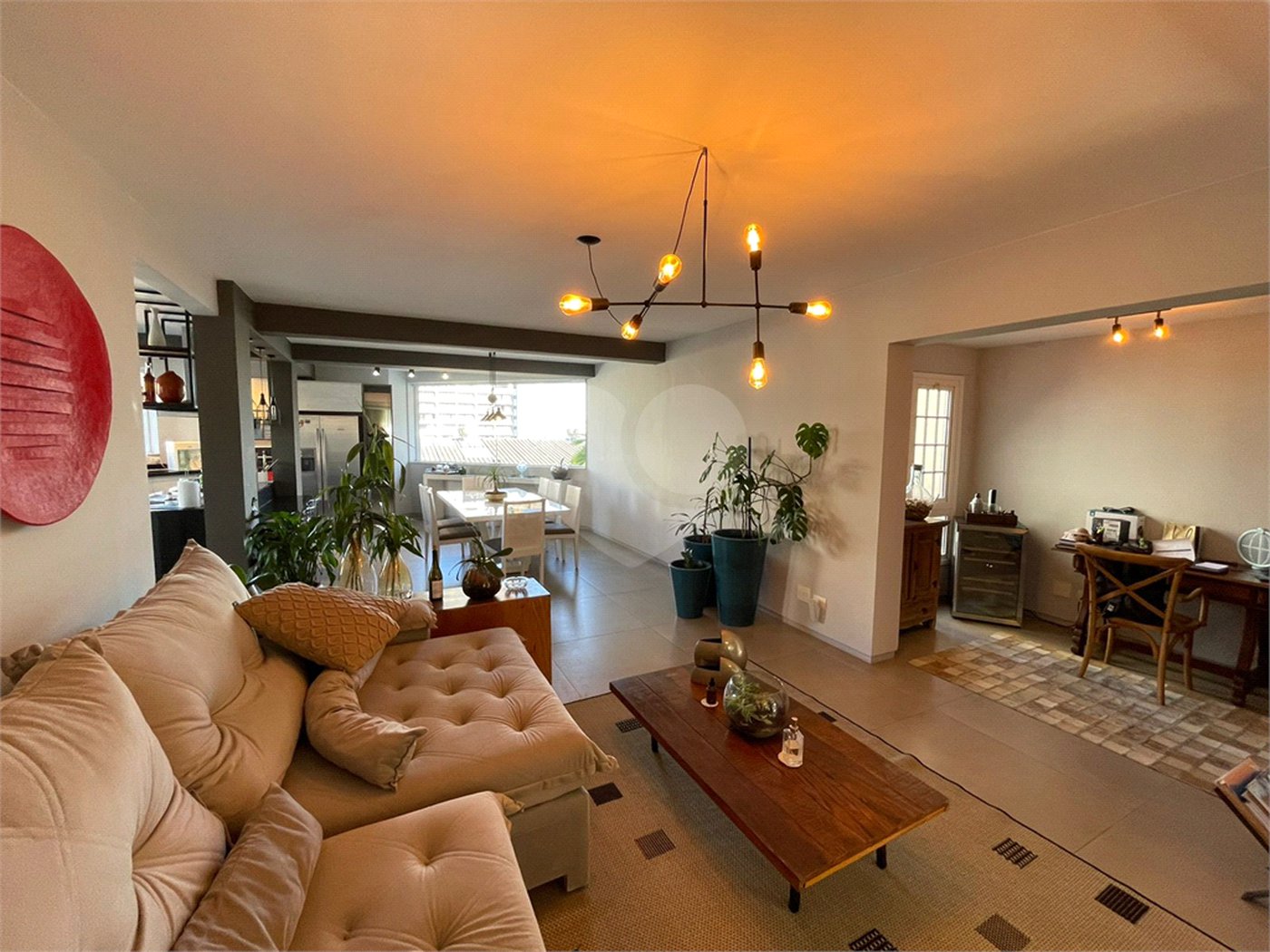 Casa à venda com 4 suítes no condomínio Fechado, São Paulo - SP