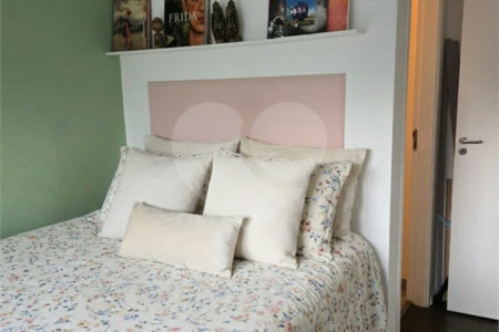 Apartamento à venda com 2 quartos, sendo 1 suíte,  em Vila Romana, São Paulo, SP