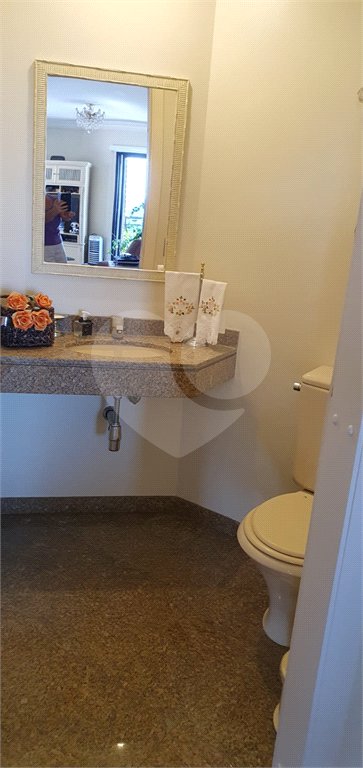 Apartamento à venda com 4 quartos, sendo 2 suítes, em Vila Mariana, São Paulo, SP