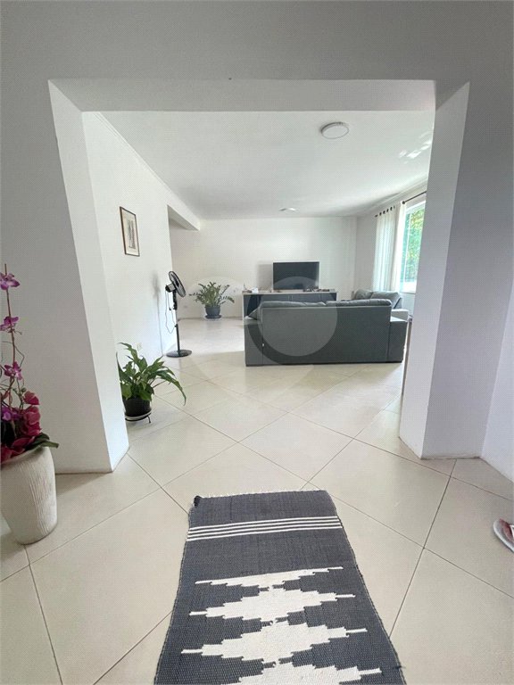 Sobrado à venda com 3 suítes em Vila Junqueira, Atibaia, SP