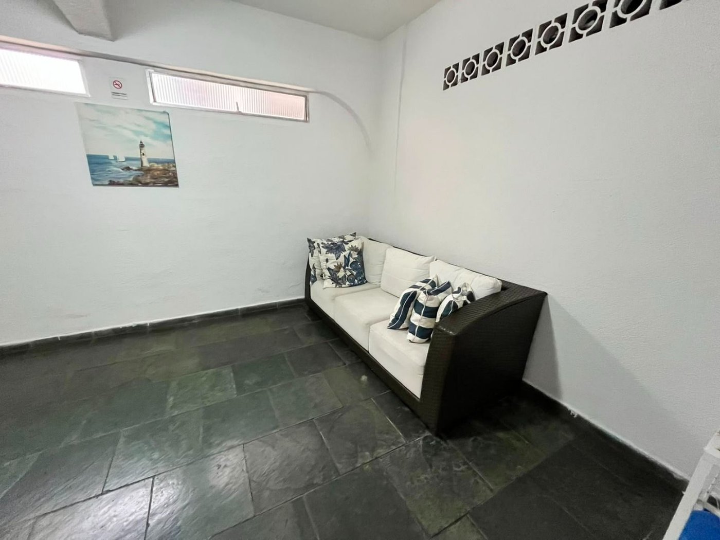 Apartamento com 2 dormitórios à venda, 54 m² por R$ 280.000,00 - Balneário Cidade Atlântica - Guarujá/SP