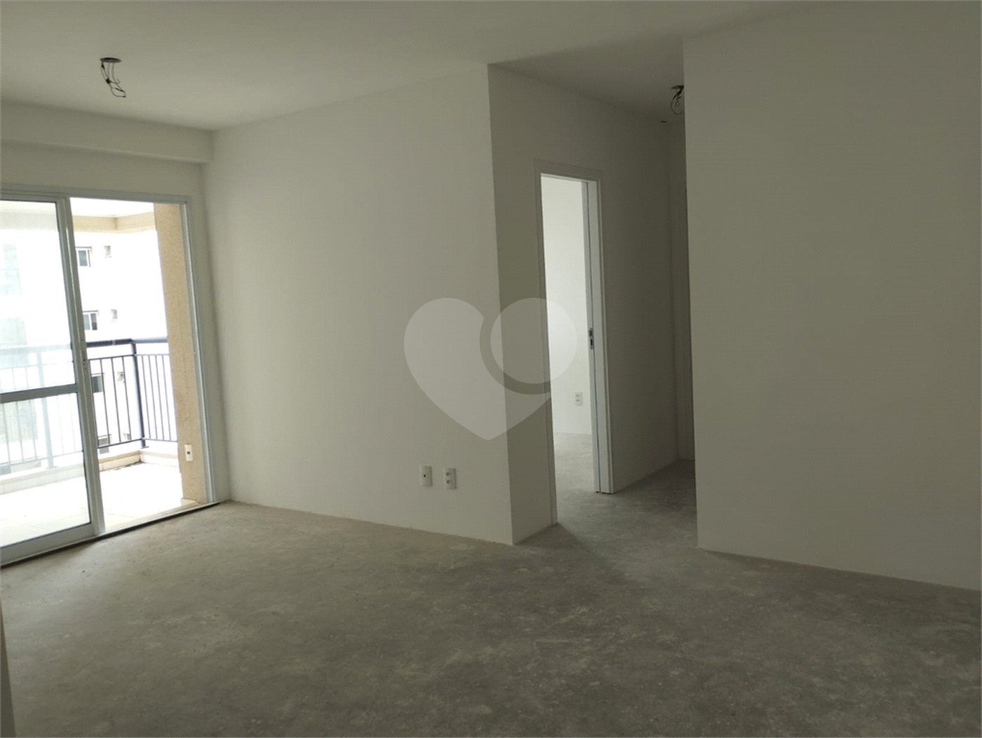 Apartamento à venda com 2 quartos, sendo 1 suíte, em Jardim Flor da Montanha, Guarulhos, SP