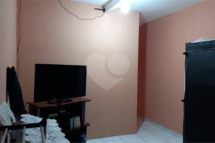Casa Térrea à venda com 1 suíte em Artur Alvim, São Paulo, SP