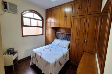 Casa à venda com 3 quartos, sendo 1 suíte,  no condomínio Conjunto Residencial Independencia, São Paulo - SP