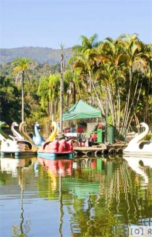 Casa à venda com 3 quartos em Alvinópolis, Atibaia, SP