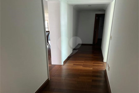Apartamento à venda com 4 quartos, sendo 2 suítes, em Paraisópolis, São Paulo, SP