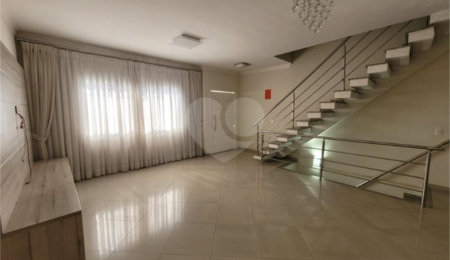 Casa à venda com 3 quartos, sendo 1 suíte, no condomínio Maximus I, São Paulo - SP
