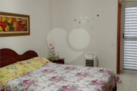 Sobrado à venda com 3 quartos, sendo 1 suíte, em Cidade Patriarca, São Paulo, SP