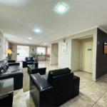 Vende-se Apartamento de 2 Quartos com Sacada na Vila Mascote