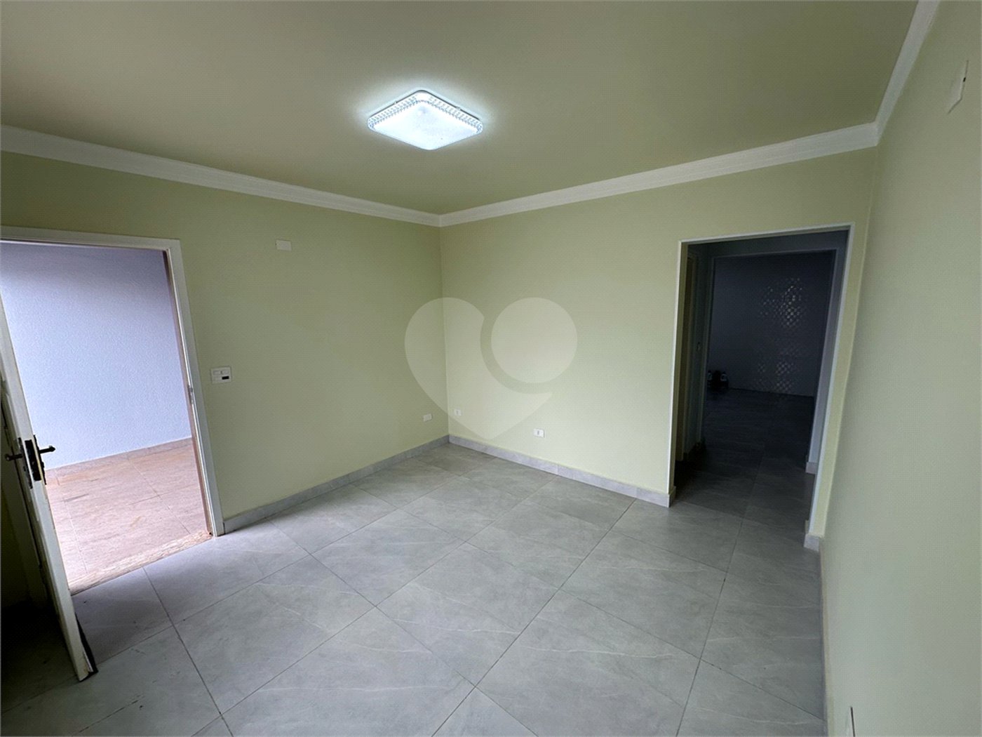 Casa à venda com 2 quartos, sendo 1 suíte, em Vila São José, Indaiatuba, SP