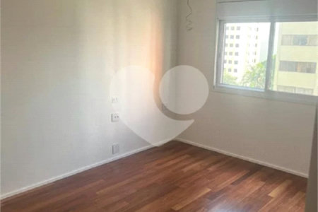 Apartamento à venda com 2 quartos, sendo 1 suíte, em Jardim da Glória, São Paulo, SP