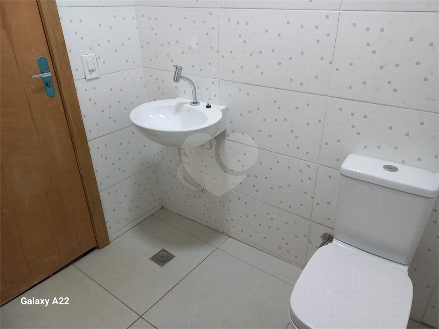 Sobrado à venda com 3 quartos, sendo 1 suíte, em Guaiaúna, São Paulo, SP