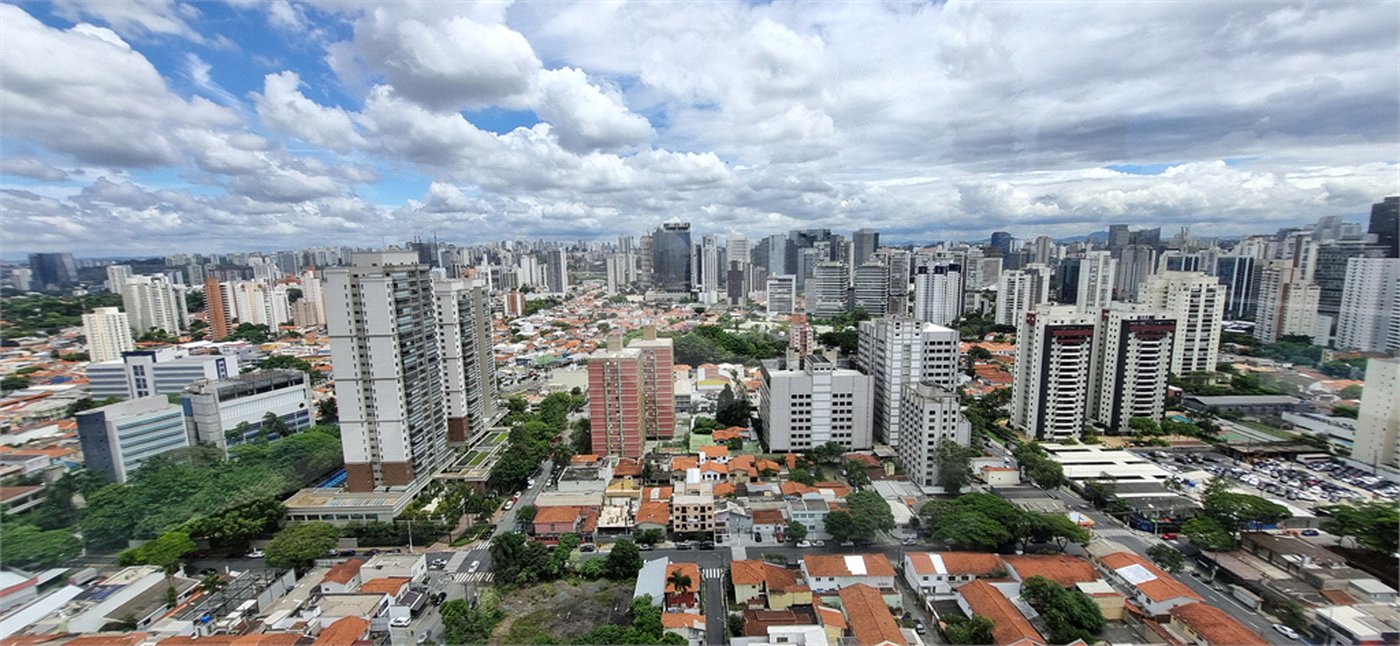 Apartamento à venda com 3 suítes em Chácara Santo Antônio, São Paulo, SP
