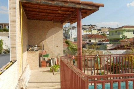 Sobrado à venda com 3 suítes em Vila Gustavo, São Paulo, SP