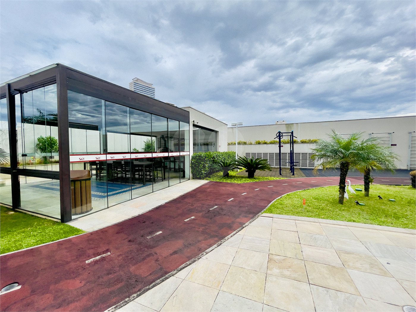 Apartamento à venda com 2 suítes em Vila Scarpelli, Santo André, SP