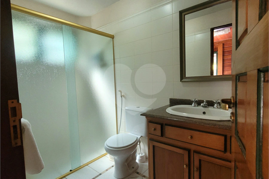 Casa à venda com 4 suítes no condomínio Gleba II, Mairiporã - SP