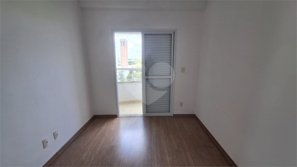 Apartamento à venda com 3 quartos, sendo 1 suíte,  em Parque Campolim, Sorocaba, SP