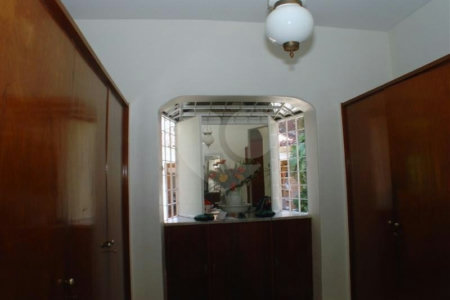 Casa à venda com 4 quartos, sendo 1 suíte, em Brooklin Velho, São Paulo, SP