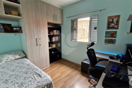 Sobrado à venda com 2 quartos em Cidade São Mateus, São Paulo, SP