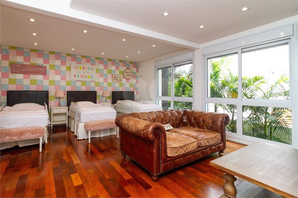 Casa à venda ou para alugar com 4 suítes em Jardim América, São Paulo, SP