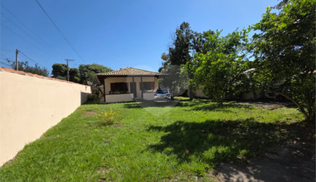Casa à venda com 2 quartos, sendo 1 suíte,  em Tucuns, Armação dos Búzios, RJ