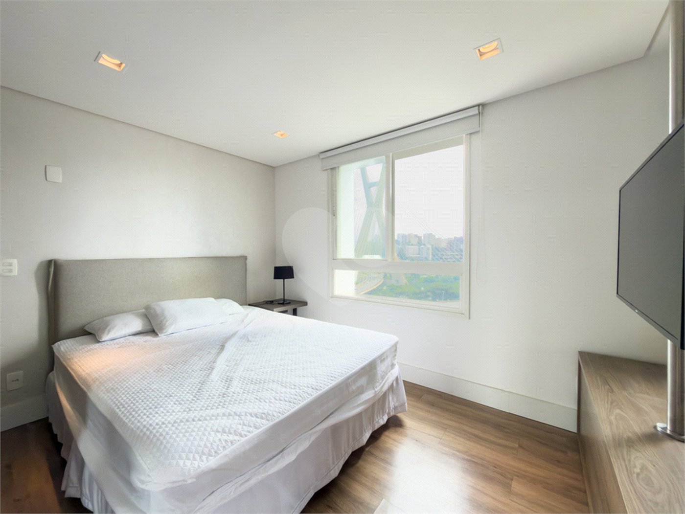 Apartamento à venda com 1 suíte em Cidade Monções, São Paulo, SP