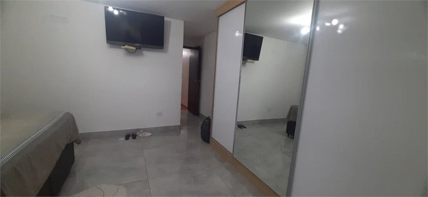 Sobrado à venda com 3 quartos, sendo 1 suíte, em Jardim Sarah, São Paulo, SP