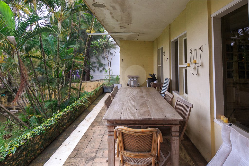 Casa à venda com 4 quartos, sendo 2 suítes, em Jardim Marajoara, São Paulo, SP