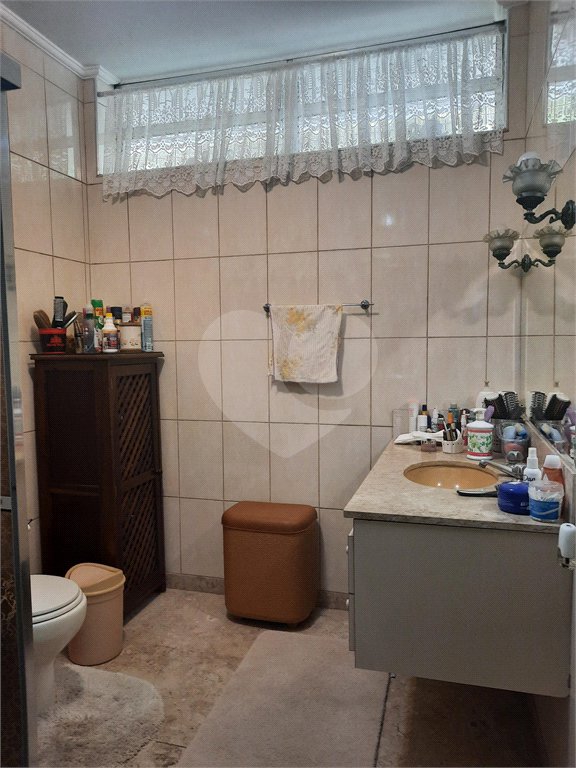Casa à venda com 4 quartos, sendo 3 suítes,  em Jardim Marajoara, São Paulo, SP