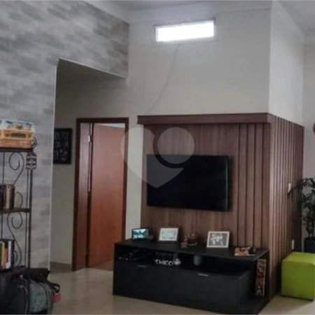 Casa à venda com 3 quartos, sendo 1 suíte, no condomínio Vilagio Vista Real, Paulínia - SP