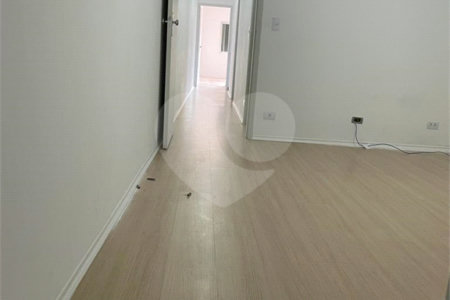 Sobrado à venda com 4 quartos, sendo 1 suíte, em Jardim Japão, São Paulo, SP