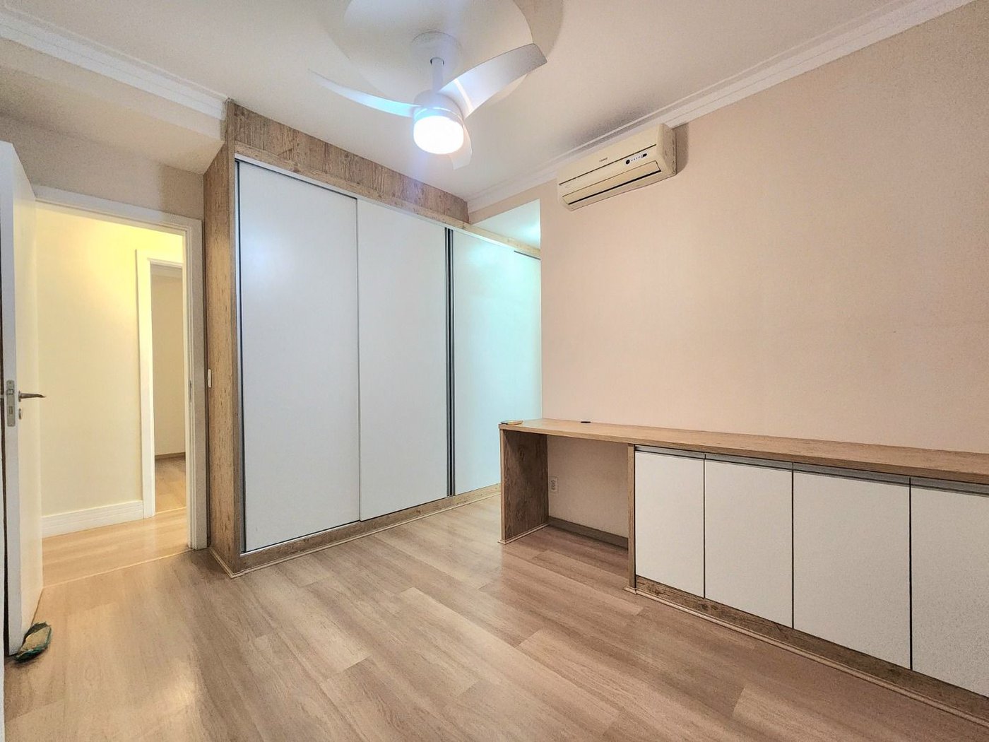Apartamento com 3 dormitórios à venda, 155 m² por R$ 2.379.000,00 - Embaré - Santos/SP