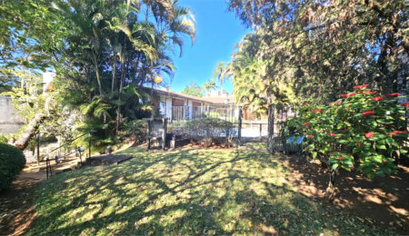 Casa à venda com 4 suítes no condomínio Chácara Cordeiro, São Paulo - SP