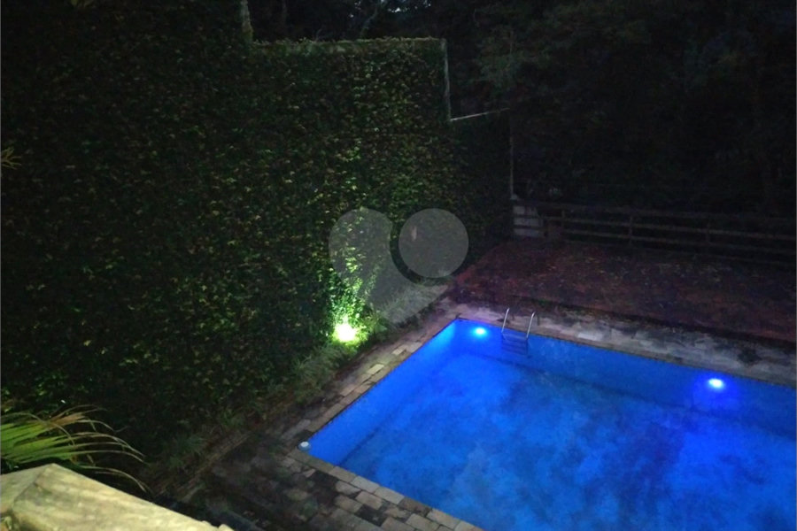 Casa à venda com 3 suítes no condomínio Alpes da Cantareira, Mairiporã - SP