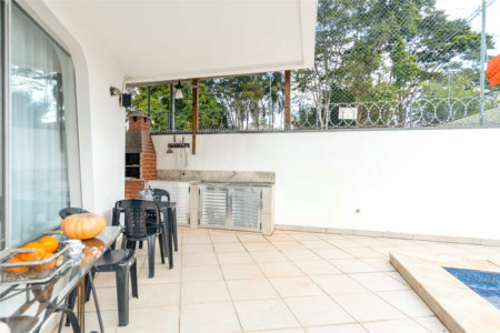 Casa Térrea à venda com 3 quartos, sendo 1 suíte, em Vila Inah, São Paulo, SP