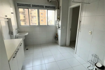 Apartamento à venda com 3 suítes em Vila Andrade, São Paulo, SP