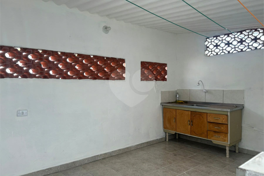 Casa à venda com 2 quartos em Vila Guilherme, São Paulo, SP