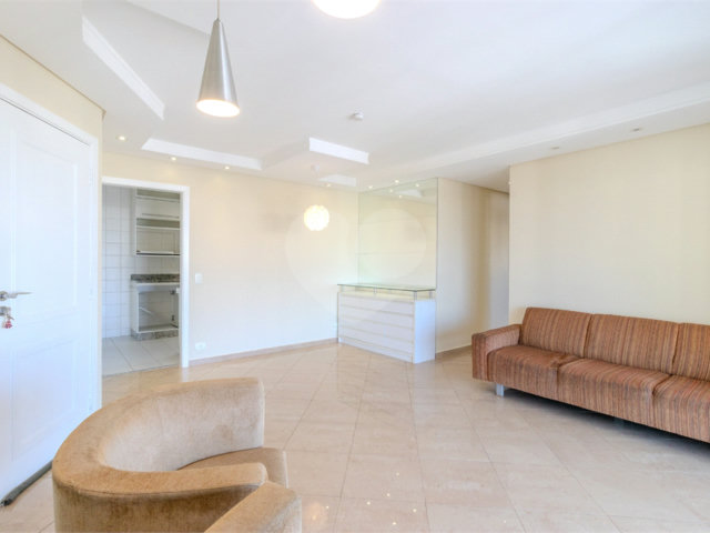 Apartamento à venda com 4 quartos, sendo 2 suítes,  em Jardim Marajoara, São Paulo, SP