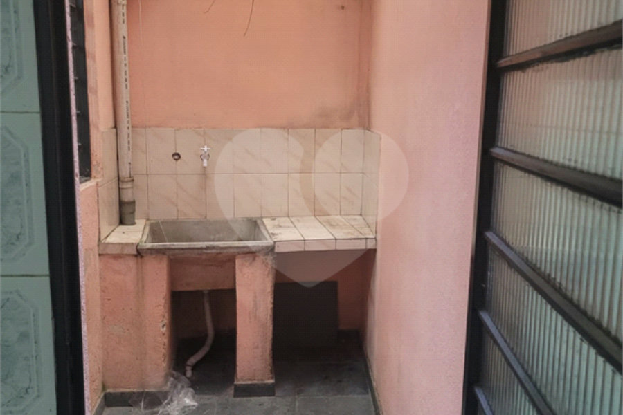 Casa à venda com 2 quartos no condomínio Travessa Salomão Régis Piza,17, São Paulo - SP
