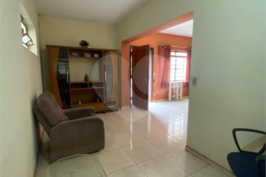 Casa à venda com 4 quartos, sendo 1 suíte, em Casa Verde, São Paulo, SP